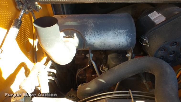 image for item DF9583 2005 Case 450 skid steer