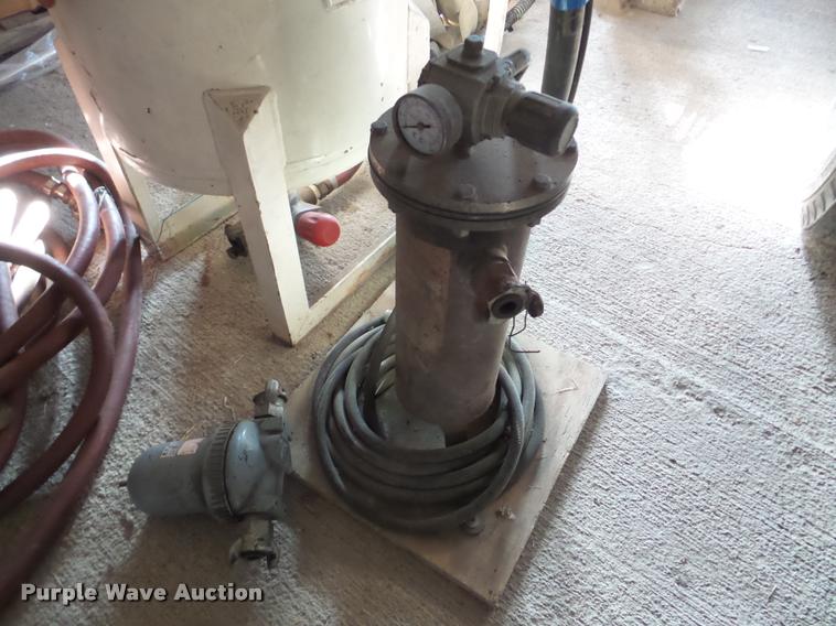 image for item DF9587 2000 Schmidt 3.5CF sand blaster