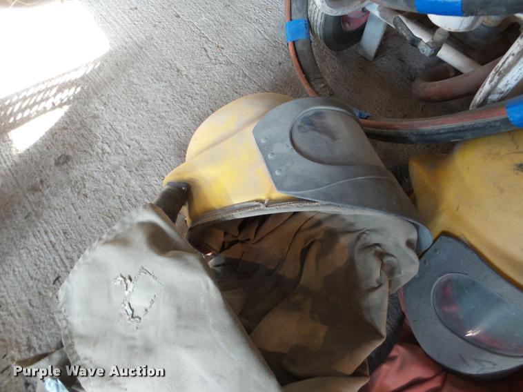 image for item DF9587 2000 Schmidt 3.5CF sand blaster