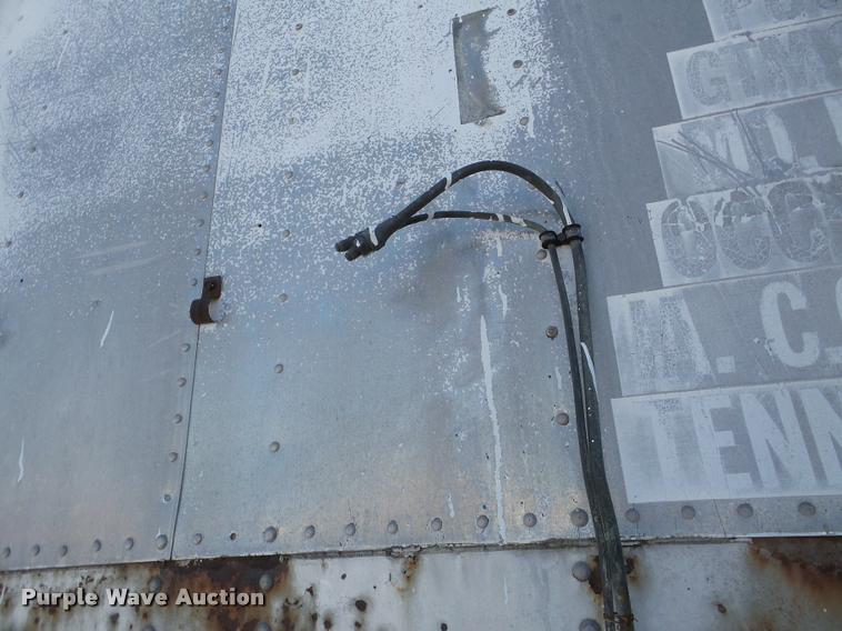 image for item DF9610 1974 Hobbs dry van trailer