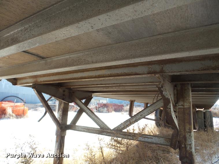 image for item DF9610 1974 Hobbs dry van trailer