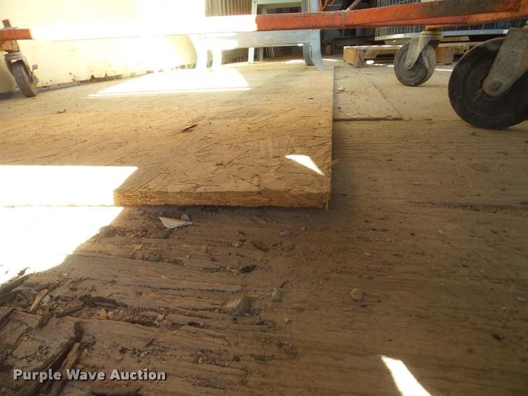 image for item DF9610 1974 Hobbs dry van trailer