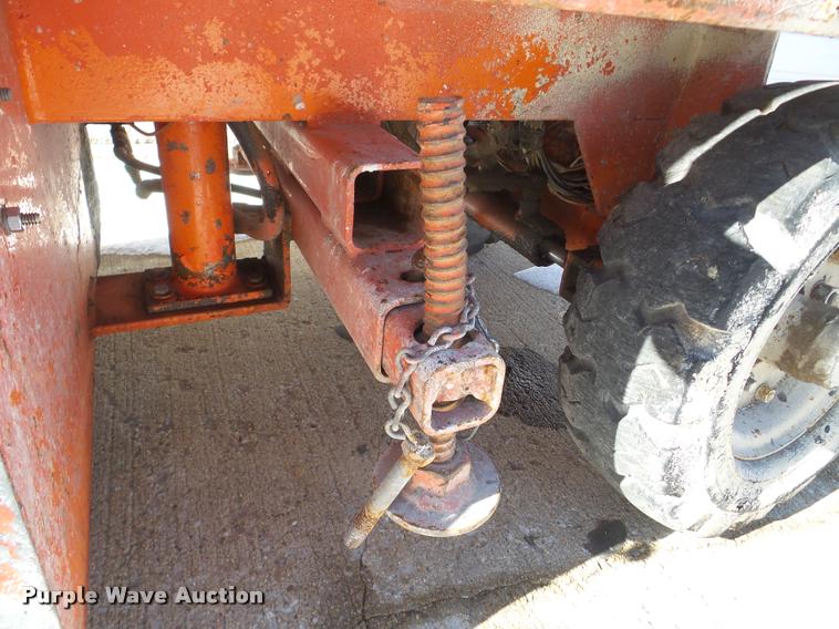 image for item DF9615 Hunter Lift 1528 scissor lift