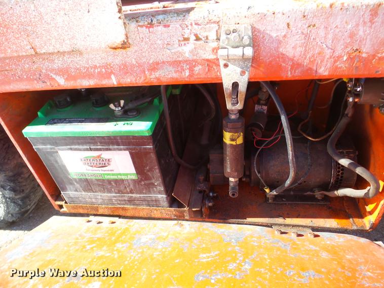 image for item DF9615 Hunter Lift 1528 scissor lift