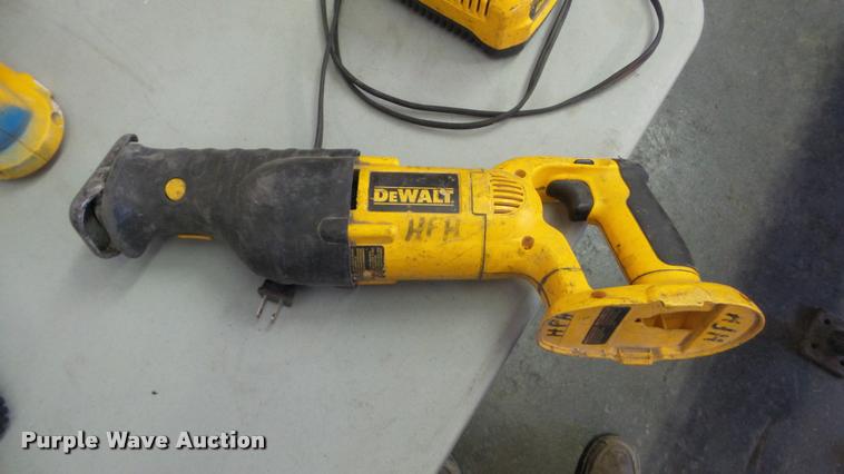 image for item DG9162 DeWalt cordless tools