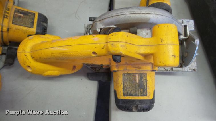 image for item DG9162 DeWalt cordless tools