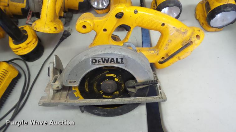 image for item DG9162 DeWalt cordless tools