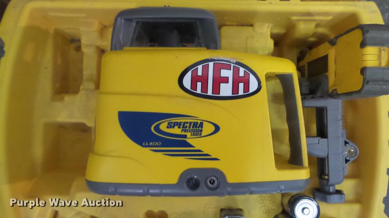 image for item DG9169 Spectra LL400 laser level