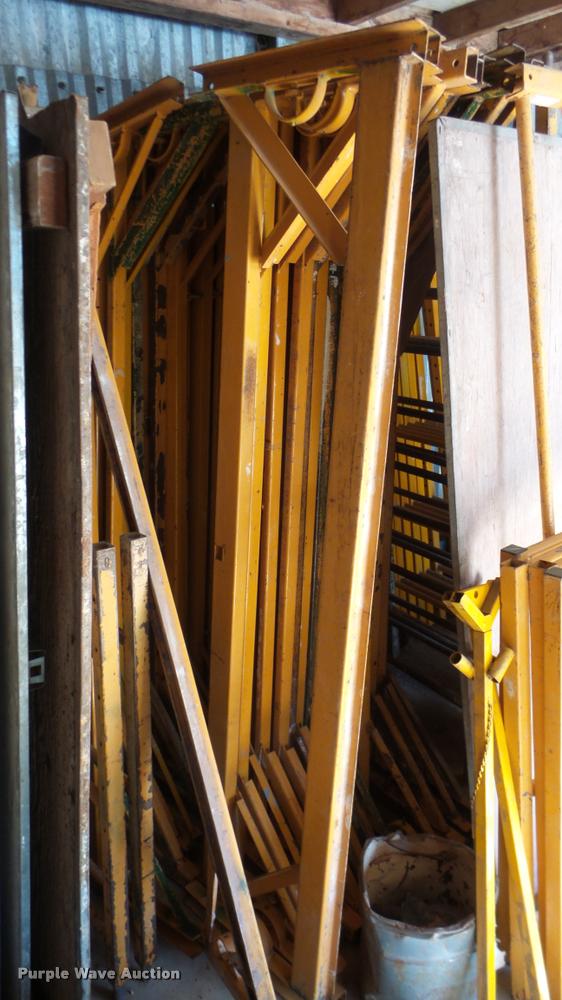 image for item DG9181 Perry scaffolding