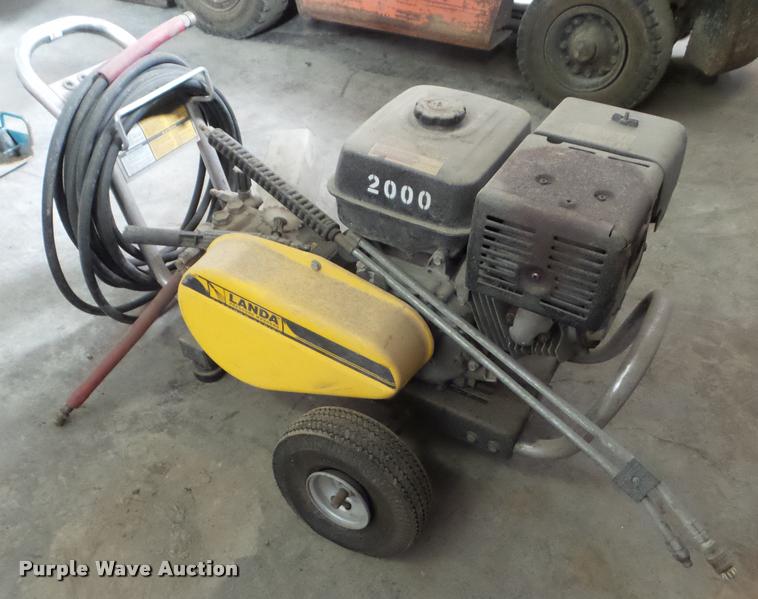 image for item DG9262 Landa 4-3500 pressure washer