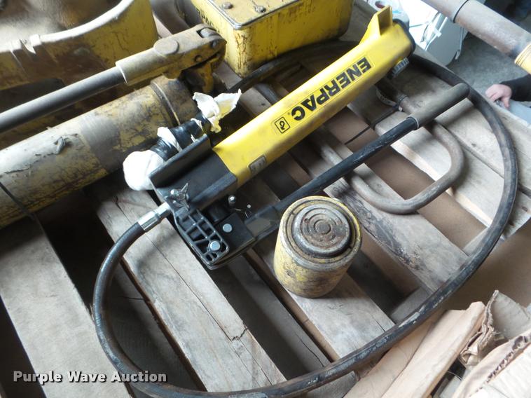 image for item DG9272 Enerpac PH46431C hydraulic jack system