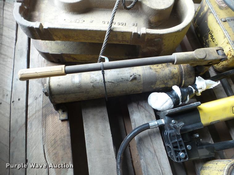 image for item DG9272 Enerpac PH46431C hydraulic jack system