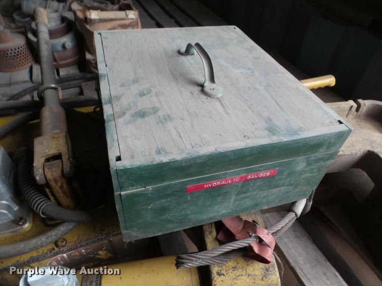 image for item DG9272 Enerpac PH46431C hydraulic jack system