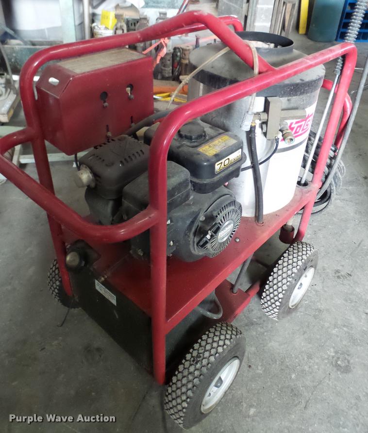 image for item DG9296 Hotsy pressure washer