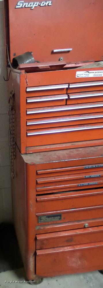 image for item DG9308 Snap-on toolbox with tools