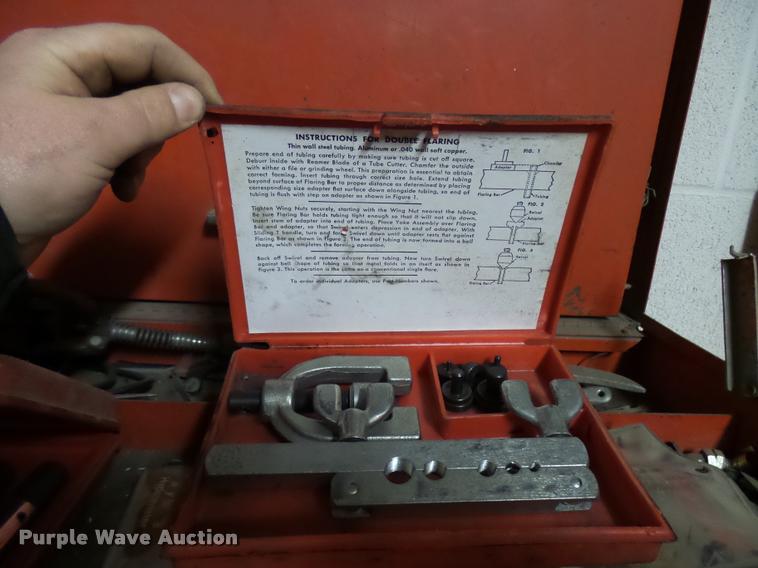 image for item DG9308 Snap-on toolbox with tools