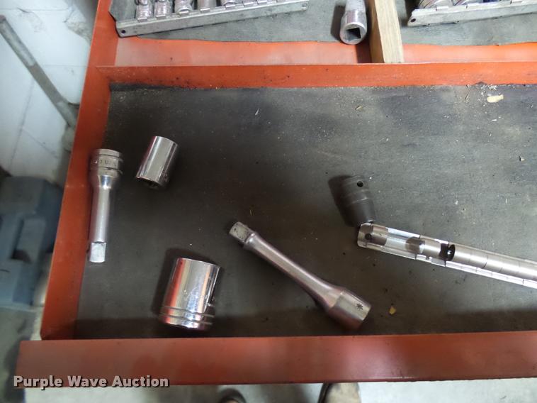 image for item DG9308 Snap-on toolbox with tools