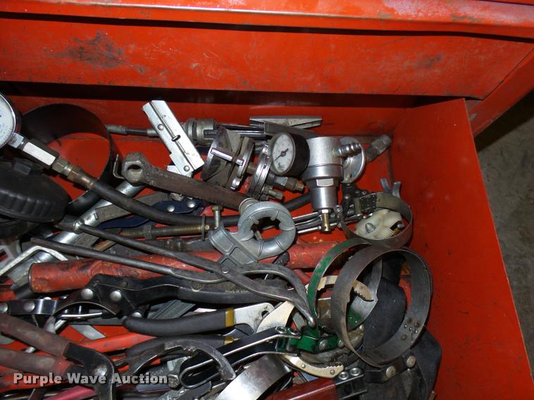 image for item DG9308 Snap-on toolbox with tools