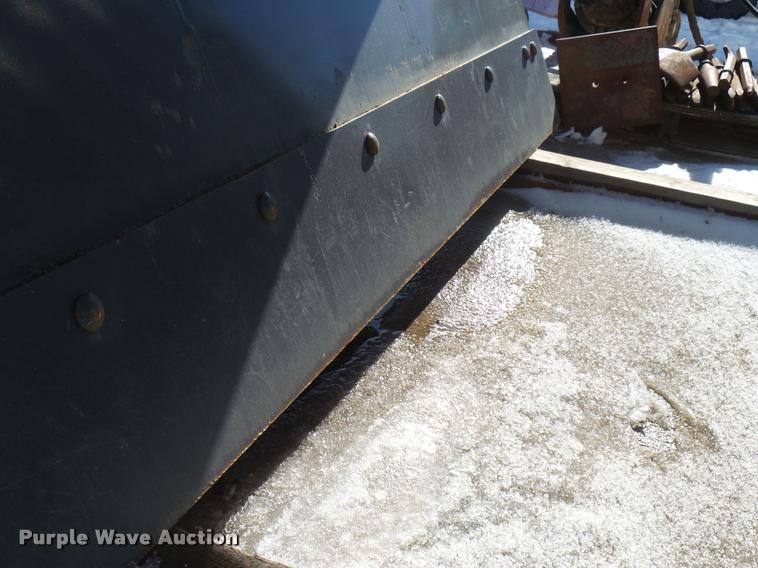 image for item DG9359 CID skid steer snow plow