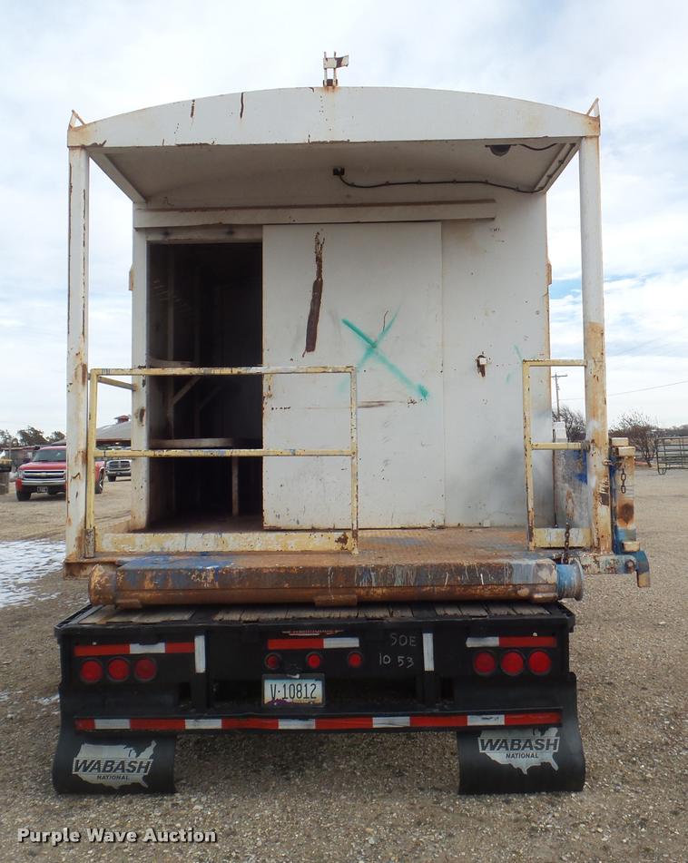 image for item DG9379 Steel roll off drilling rig working quarters