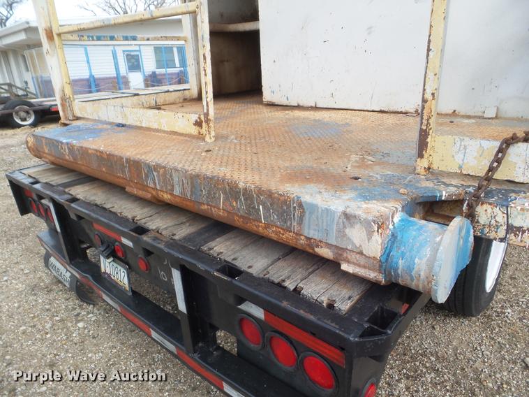 image for item DG9379 Steel roll off drilling rig working quarters