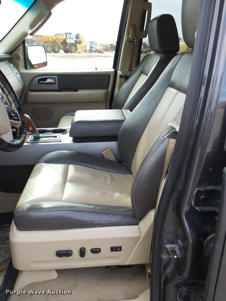 image for item DG9525 2007 Ford Expedition Eddie Bauer SUV