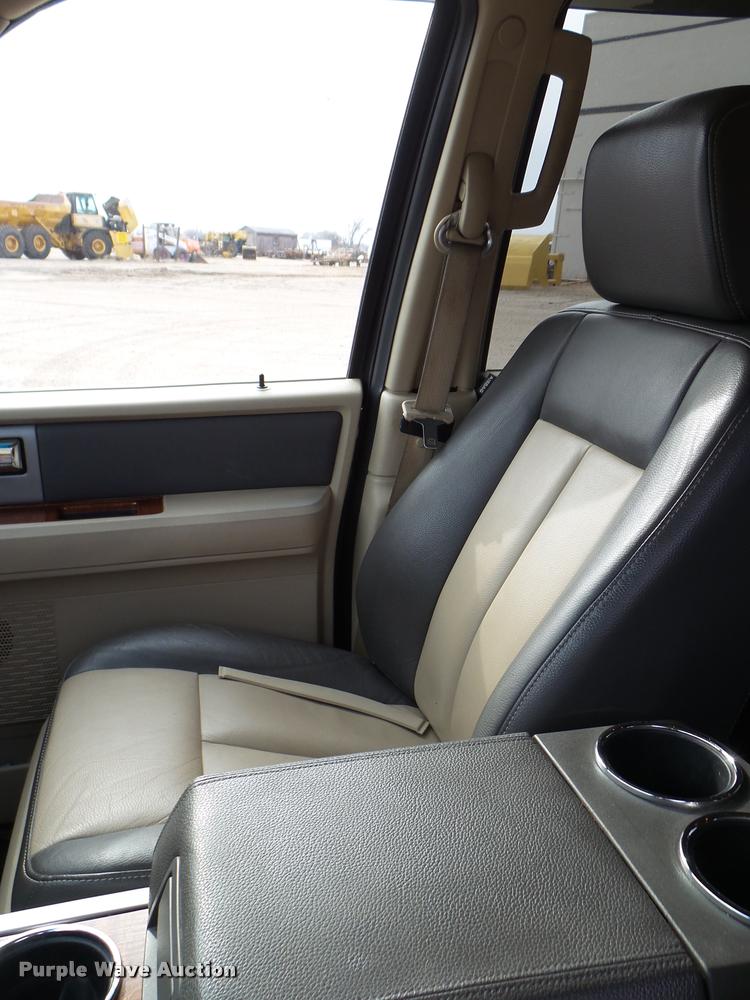 image for item DG9525 2007 Ford Expedition Eddie Bauer SUV