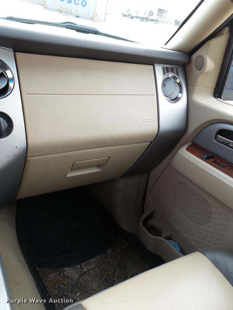 image for item DG9525 2007 Ford Expedition Eddie Bauer SUV