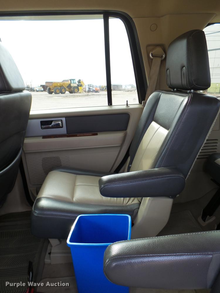 image for item DG9525 2007 Ford Expedition Eddie Bauer SUV