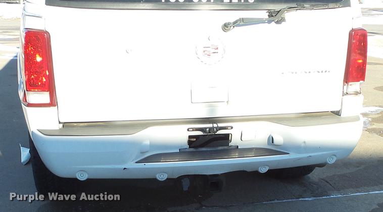 image for item K8052 2002 Cadillac Escalade Diamond Edition limousine