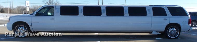 image for item K8052 2002 Cadillac Escalade Diamond Edition limousine
