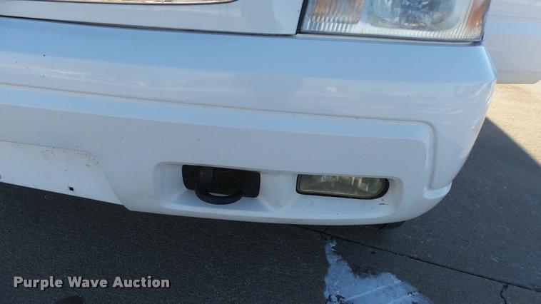 image for item K8052 2002 Cadillac Escalade Diamond Edition limousine