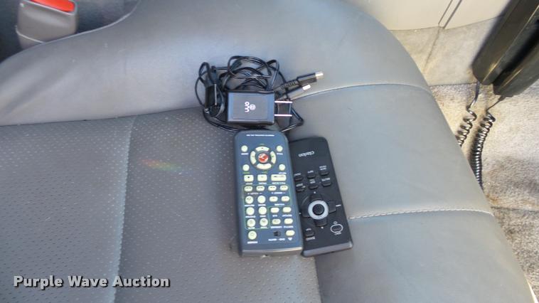 image for item K8052 2002 Cadillac Escalade Diamond Edition limousine