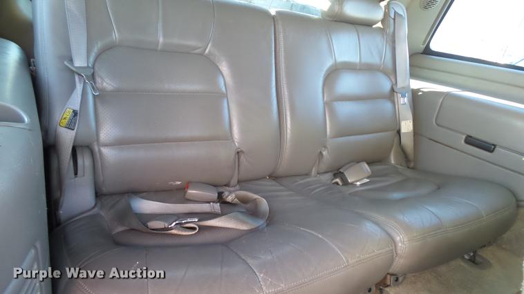 image for item K8052 2002 Cadillac Escalade Diamond Edition limousine