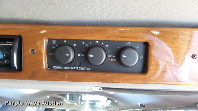 image for item K8052 2002 Cadillac Escalade Diamond Edition limousine