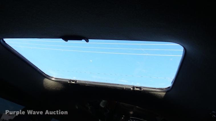 image for item K8052 2002 Cadillac Escalade Diamond Edition limousine