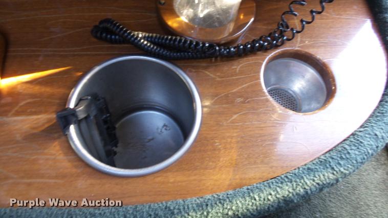 image for item K8052 2002 Cadillac Escalade Diamond Edition limousine