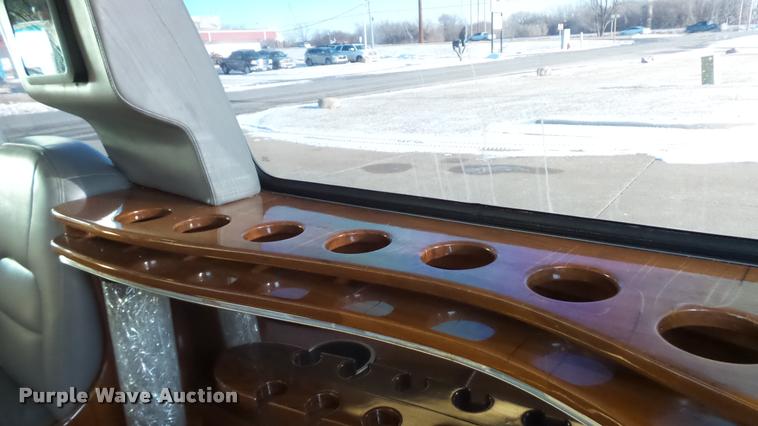 image for item K8052 2002 Cadillac Escalade Diamond Edition limousine