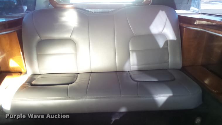 image for item K8052 2002 Cadillac Escalade Diamond Edition limousine