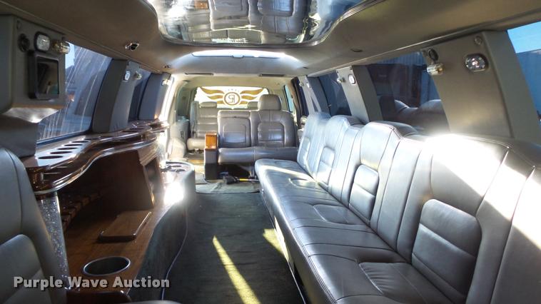 image for item K8052 2002 Cadillac Escalade Diamond Edition limousine