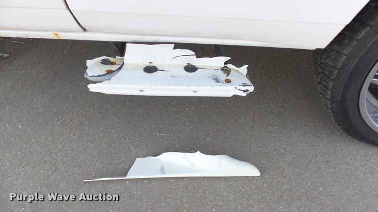 image for item K8052 2002 Cadillac Escalade Diamond Edition limousine