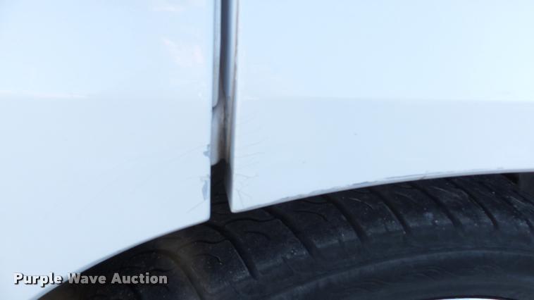 image for item K8052 2002 Cadillac Escalade Diamond Edition limousine