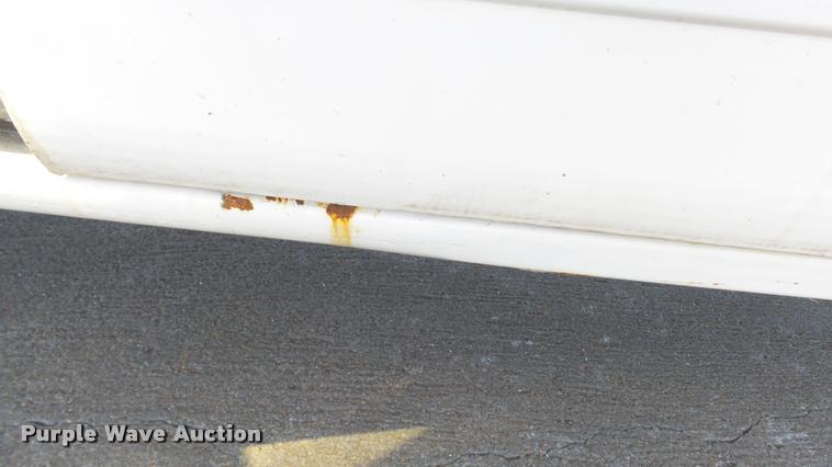 image for item K8052 2002 Cadillac Escalade Diamond Edition limousine