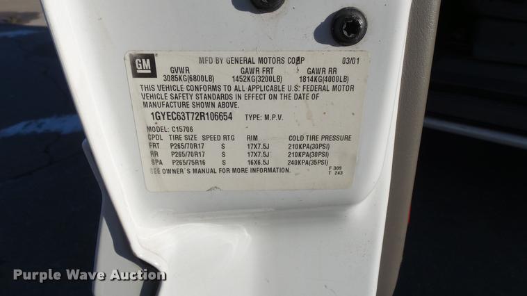 image for item K8052 2002 Cadillac Escalade Diamond Edition limousine