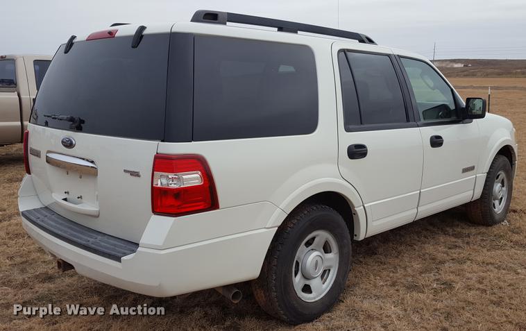 image for item L1731 2008 Ford Expedition SUV