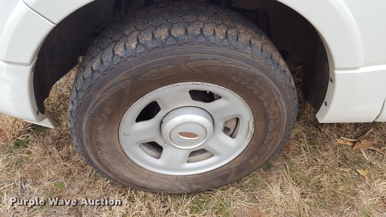 image for item L1731 2008 Ford Expedition SUV