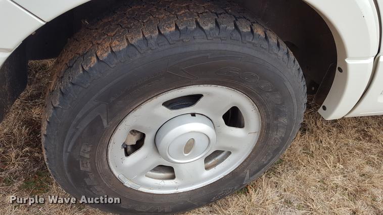 image for item L1731 2008 Ford Expedition SUV