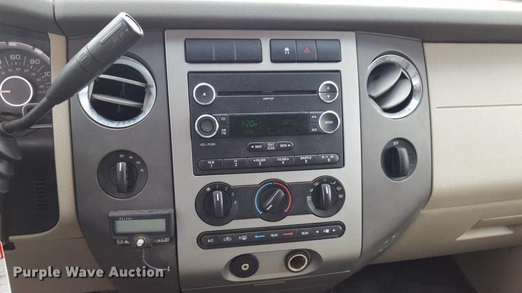 image for item L1731 2008 Ford Expedition SUV