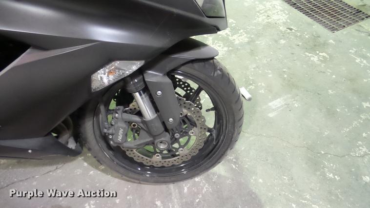 image for item L3288 2013 Kawasaki Ninja ZX636F motorcycle