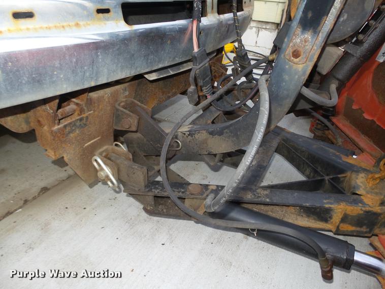 image for item L4243 2000 Chevrolet Silverado 2500 LS Ext. Cab pickup truck